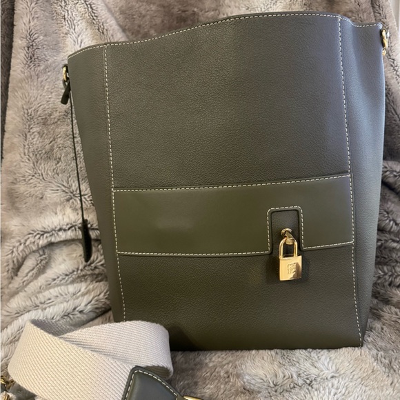 Carolina Herrera Handbag - Picture 9 of 11